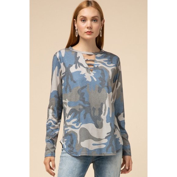 entro Tops - Entro Camo Keyhole Top, Blue